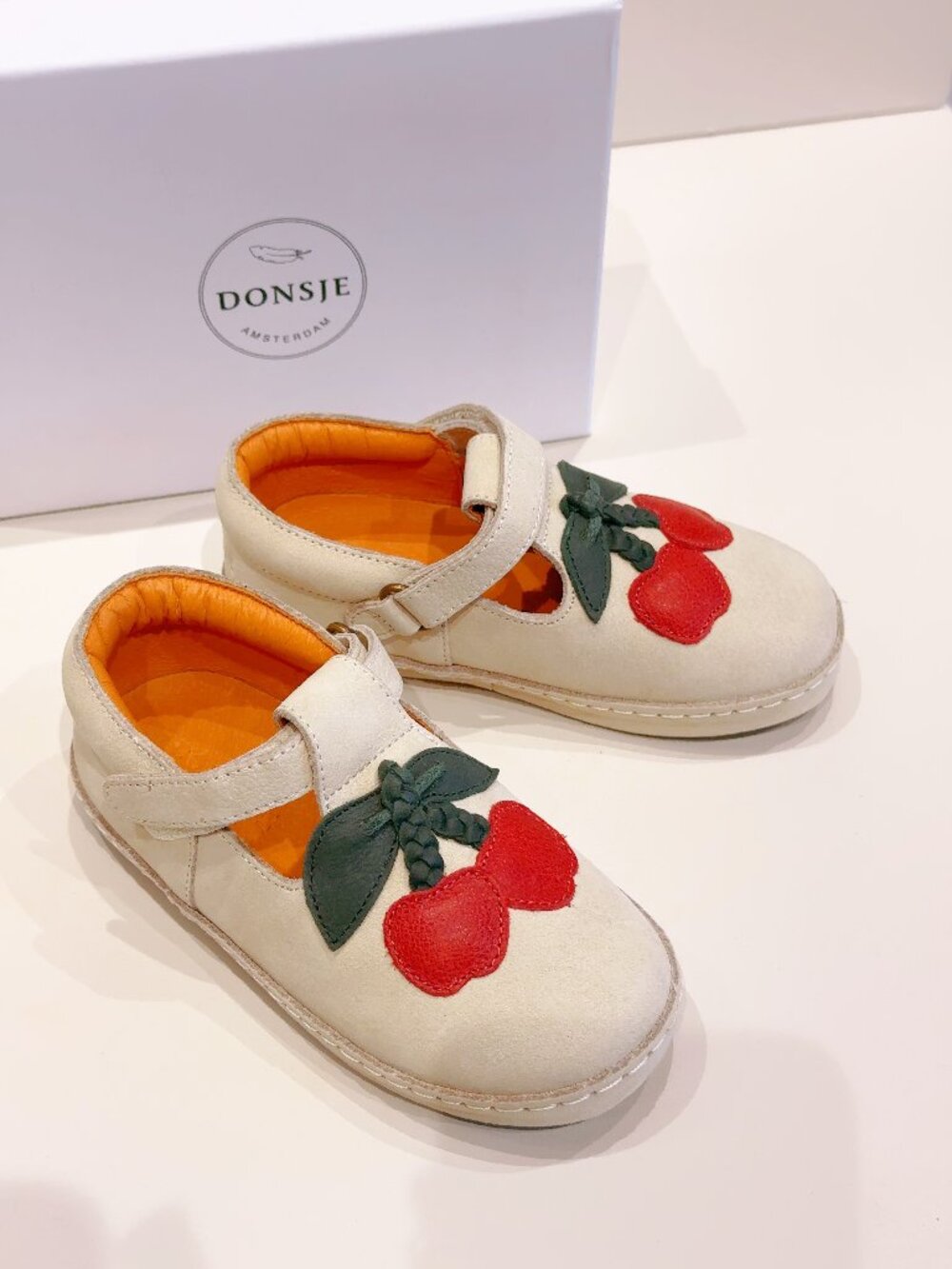 Donsje Bowi Cherry Red Clay Leather